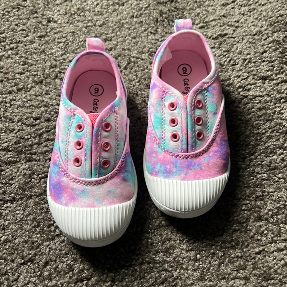 Blue & Pink are in